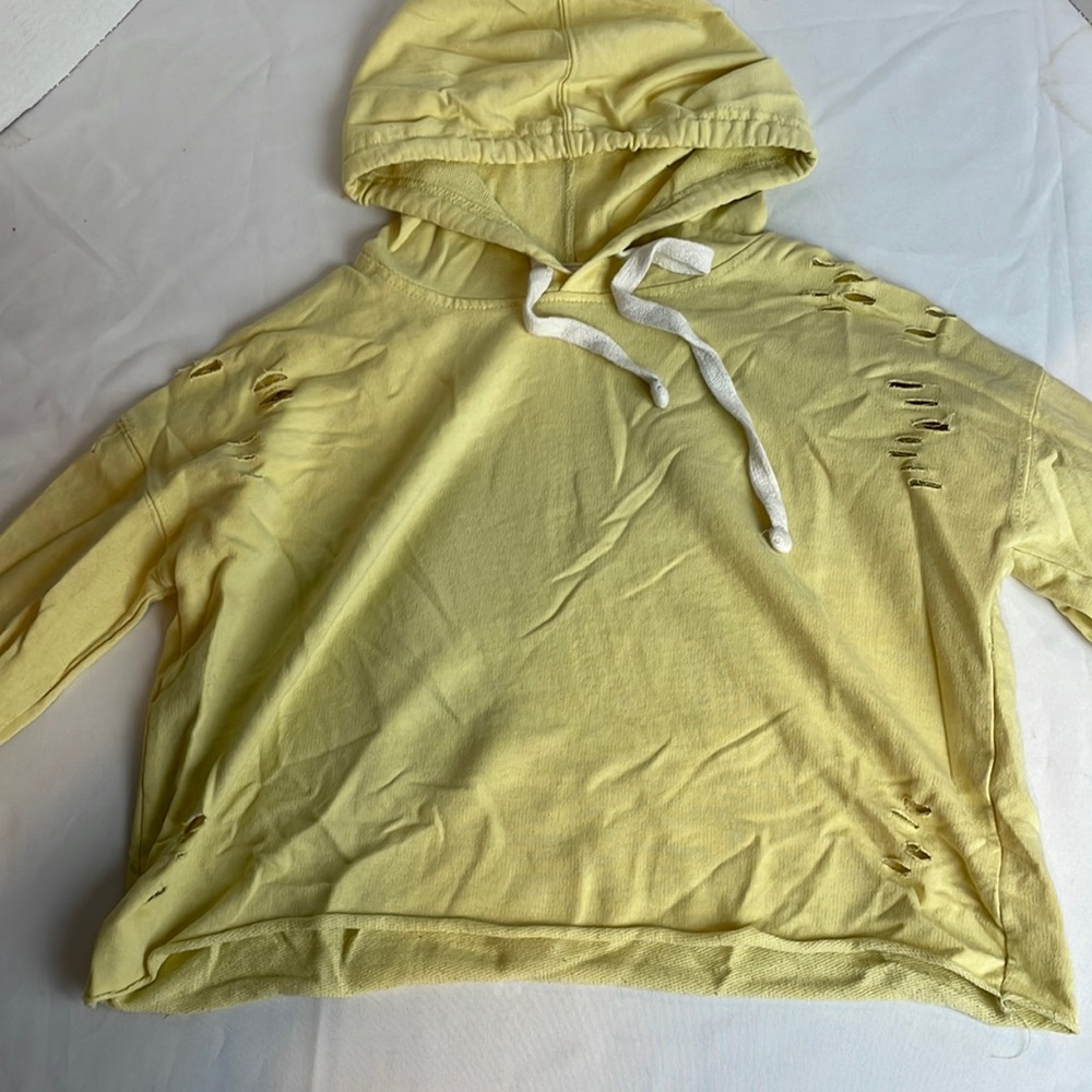 No Comment Pastel Yellow Distressed Cropped Hoodie Size M (Fits XS/S)